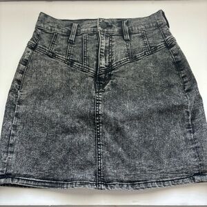Fashion Nova. Jean skirt. Size small.